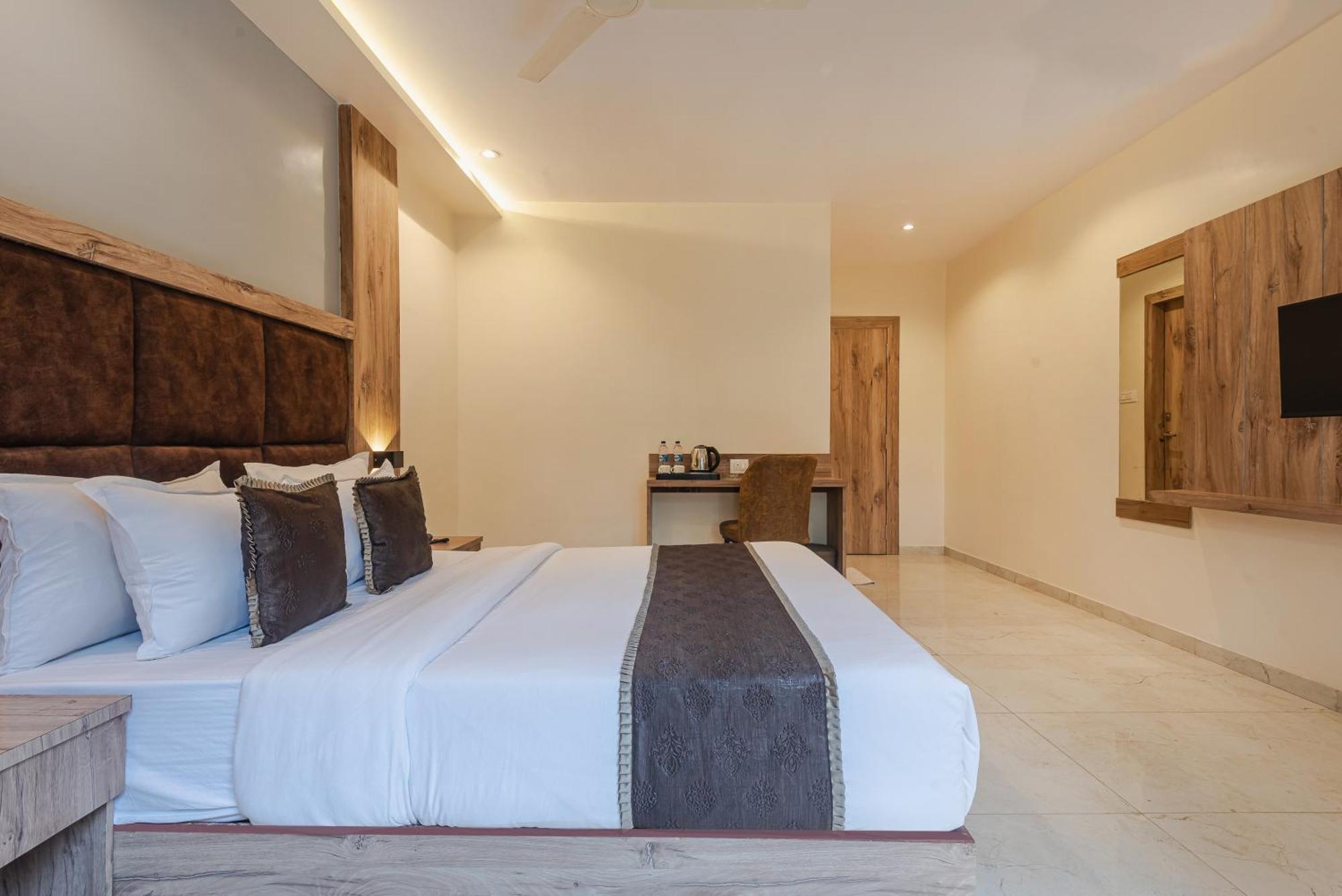 Hotel Silver Park Βομβάη Εξωτερικό φωτογραφία