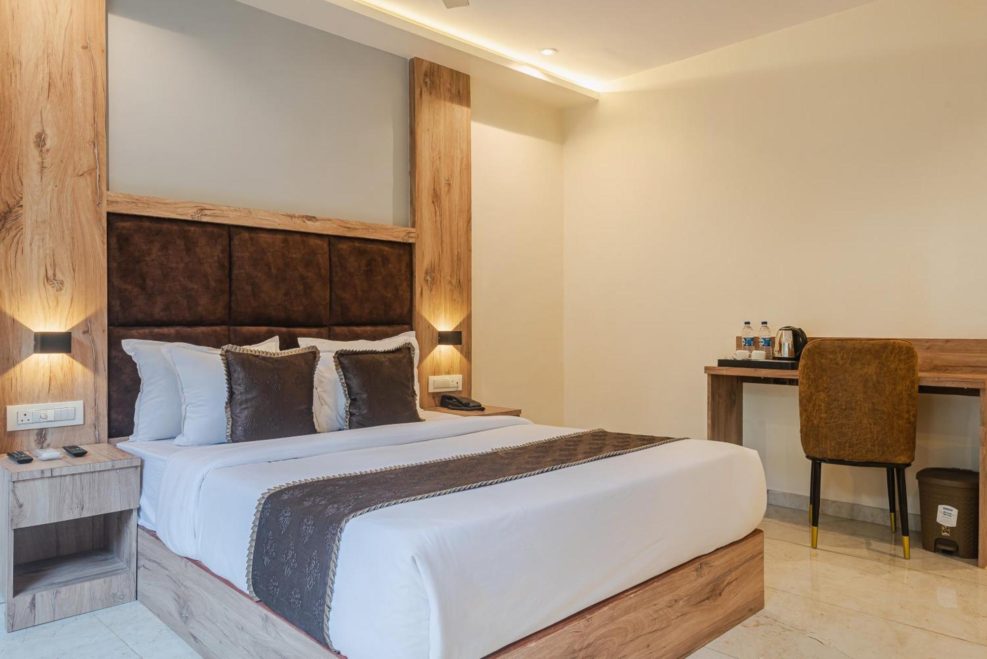Hotel Silver Park Βομβάη Εξωτερικό φωτογραφία