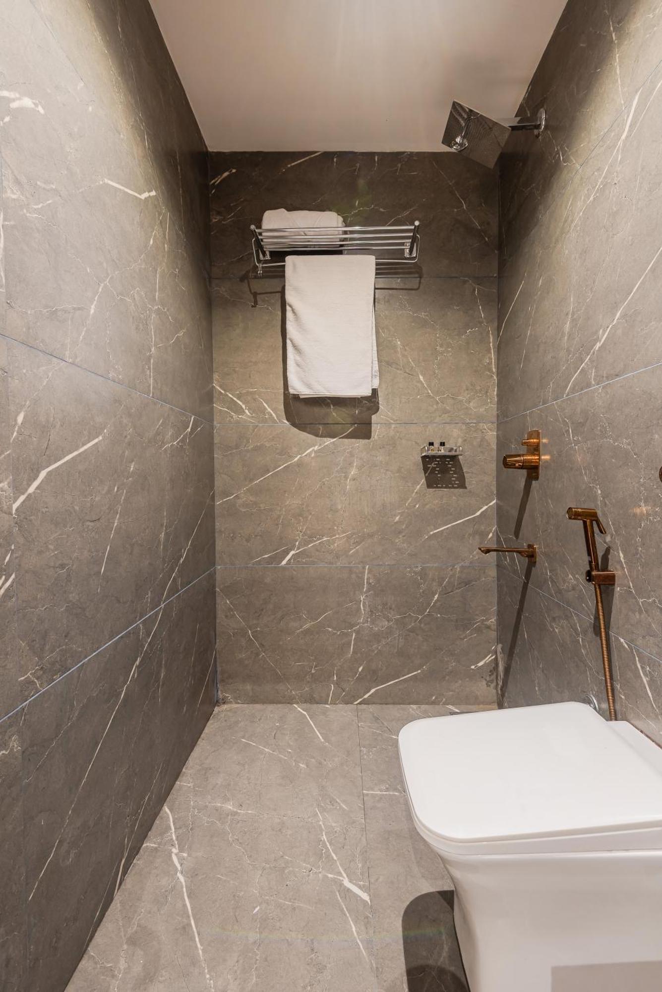 Hotel Silver Park Βομβάη Εξωτερικό φωτογραφία