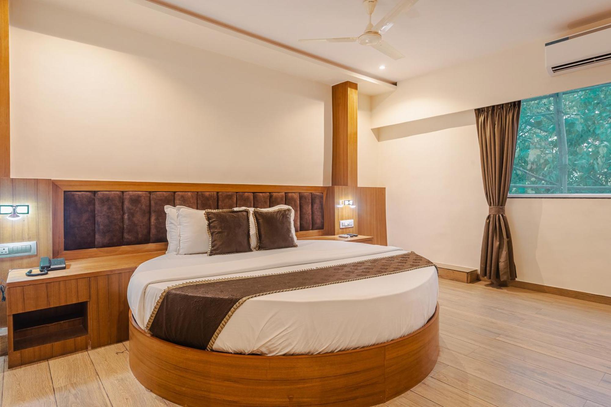 Hotel Silver Park Βομβάη Εξωτερικό φωτογραφία