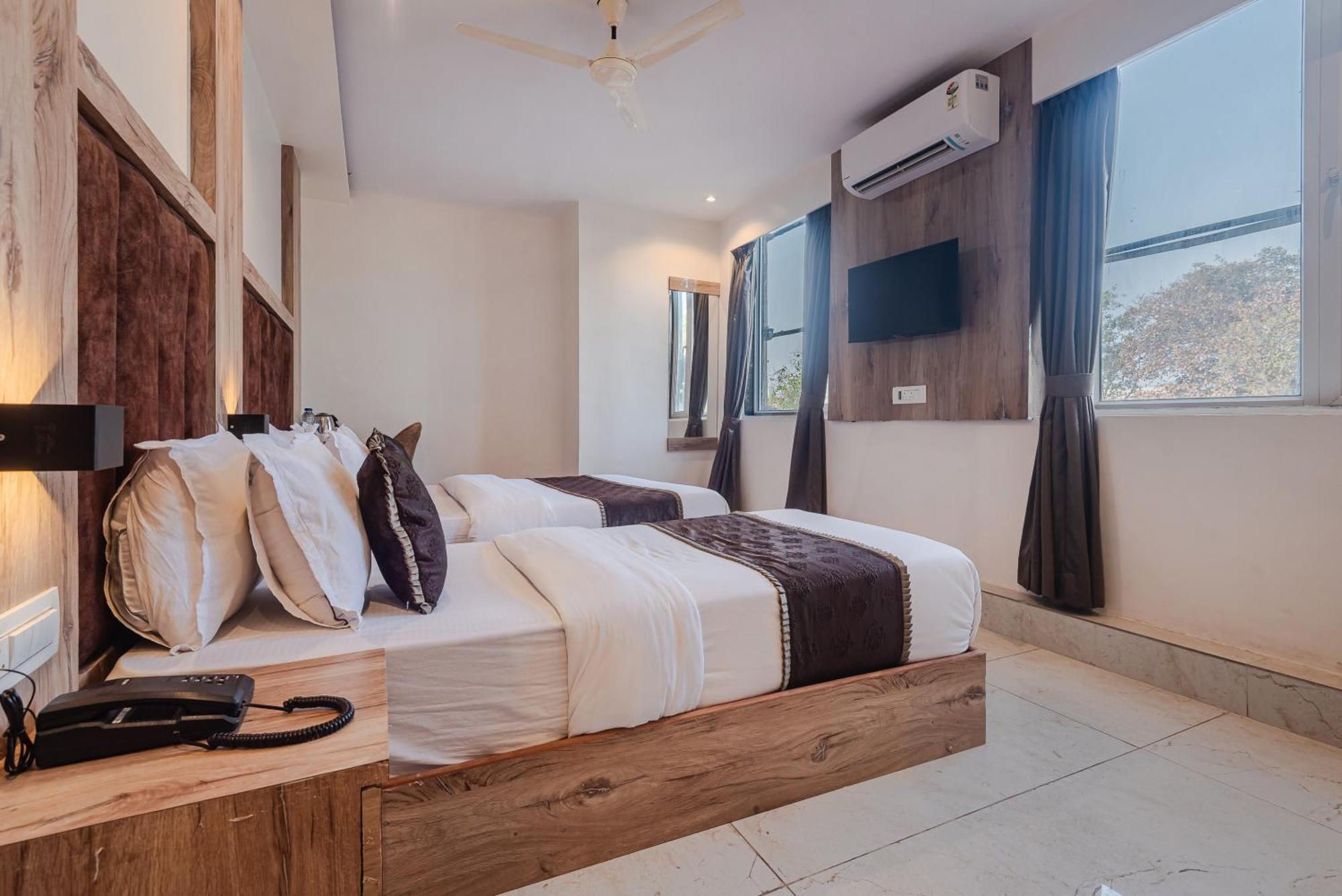 Hotel Silver Park Βομβάη Εξωτερικό φωτογραφία