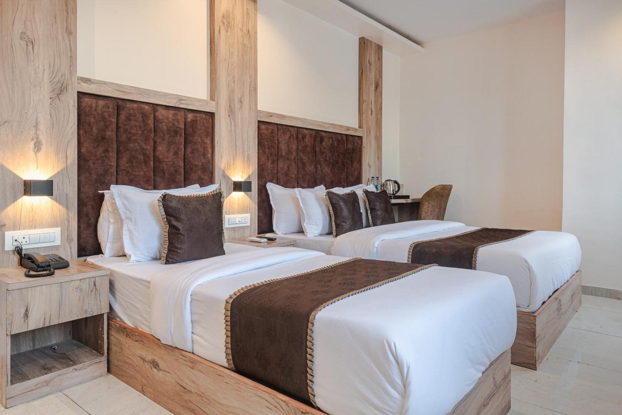 Hotel Silver Park Βομβάη Εξωτερικό φωτογραφία
