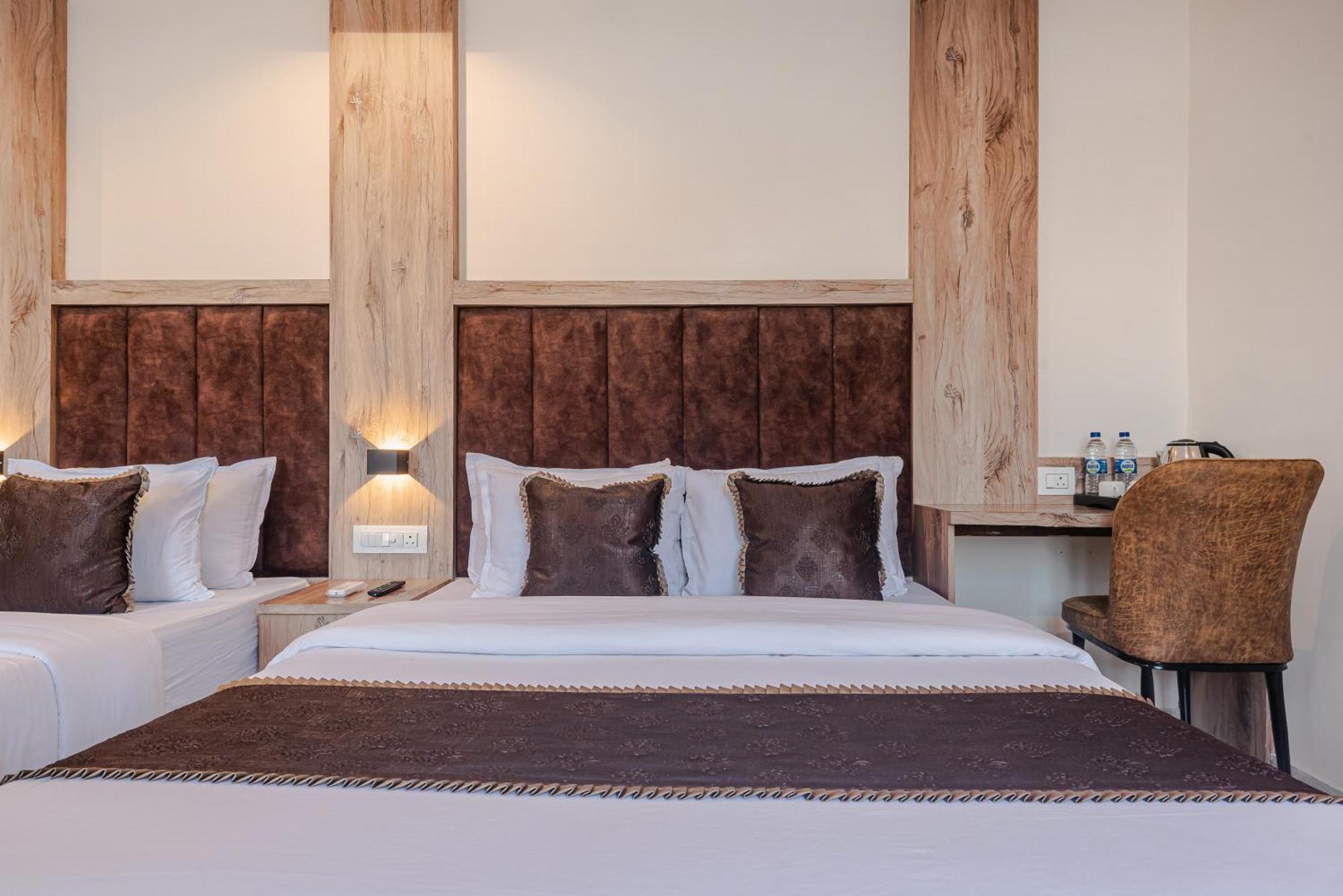 Hotel Silver Park Βομβάη Εξωτερικό φωτογραφία